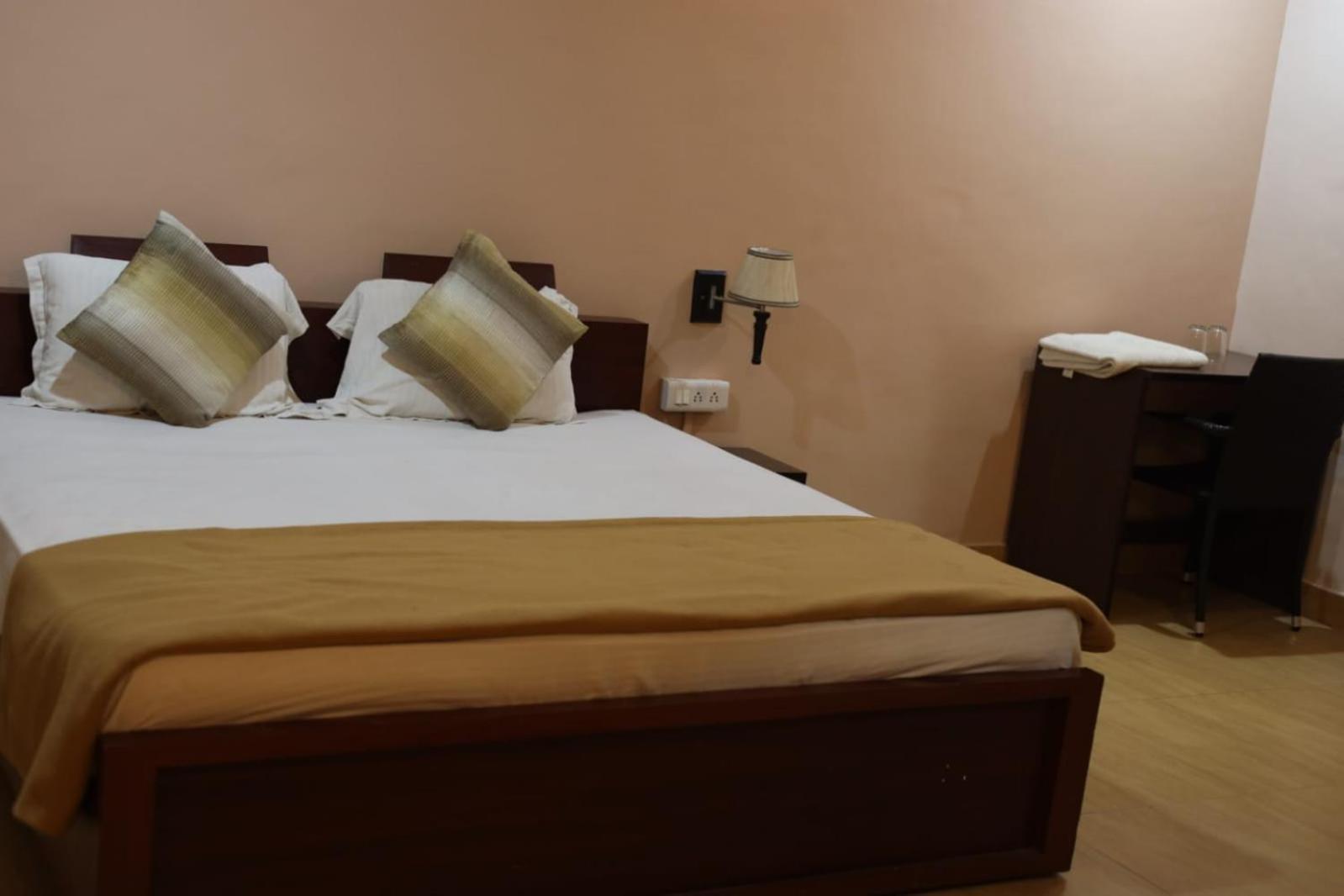 Hotel Shree Krishna Jungle Resort Khajurāho Exterior photo